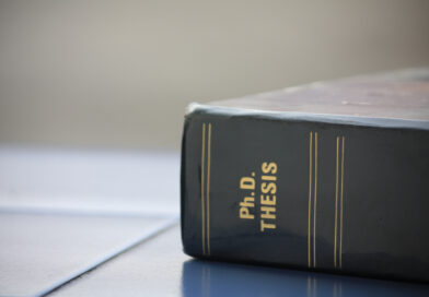 Defending Your Thesis: A Guide for Postgraduate Students